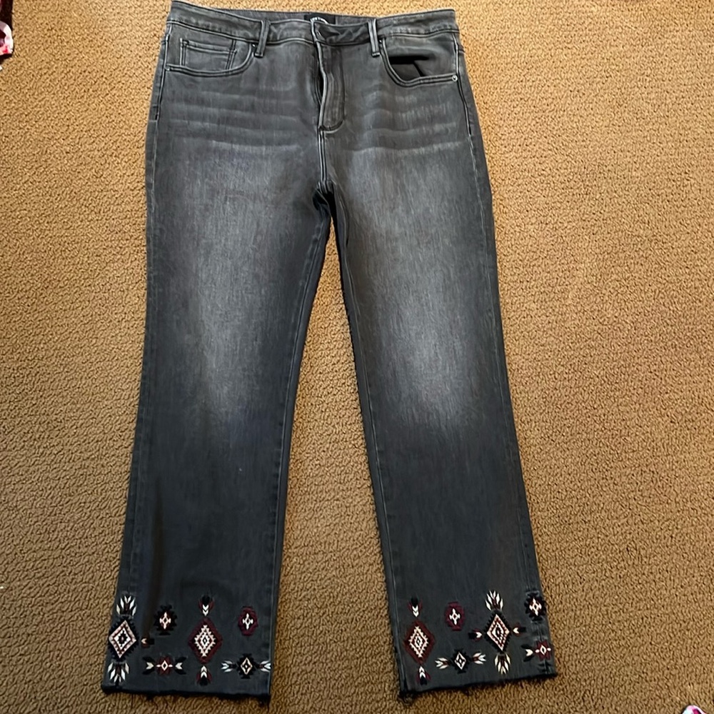 Barely worn Driftwood Black Jeans with Detailing on Bottom